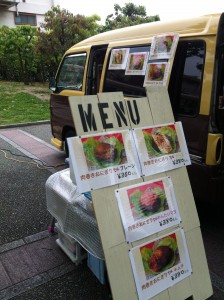 京都鉄道博物館　外のフードカー　売店　食べ物　画像04