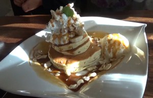 キャラメルとカシューナッツのパンケーキ