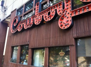 ジャクソンバーガーｃｏｗｂｏｙの画像キャプチャ（天神通り商店街ストリート出口）