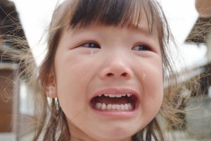 サピックスでクラス落ちして大泣きする女の子
