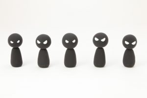 中学受験ドクターの悪い口コミを削除してる人のイメージ
