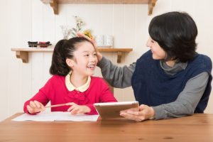 サピックスに入れない状況を防ぐため入室テスト対策をする親子